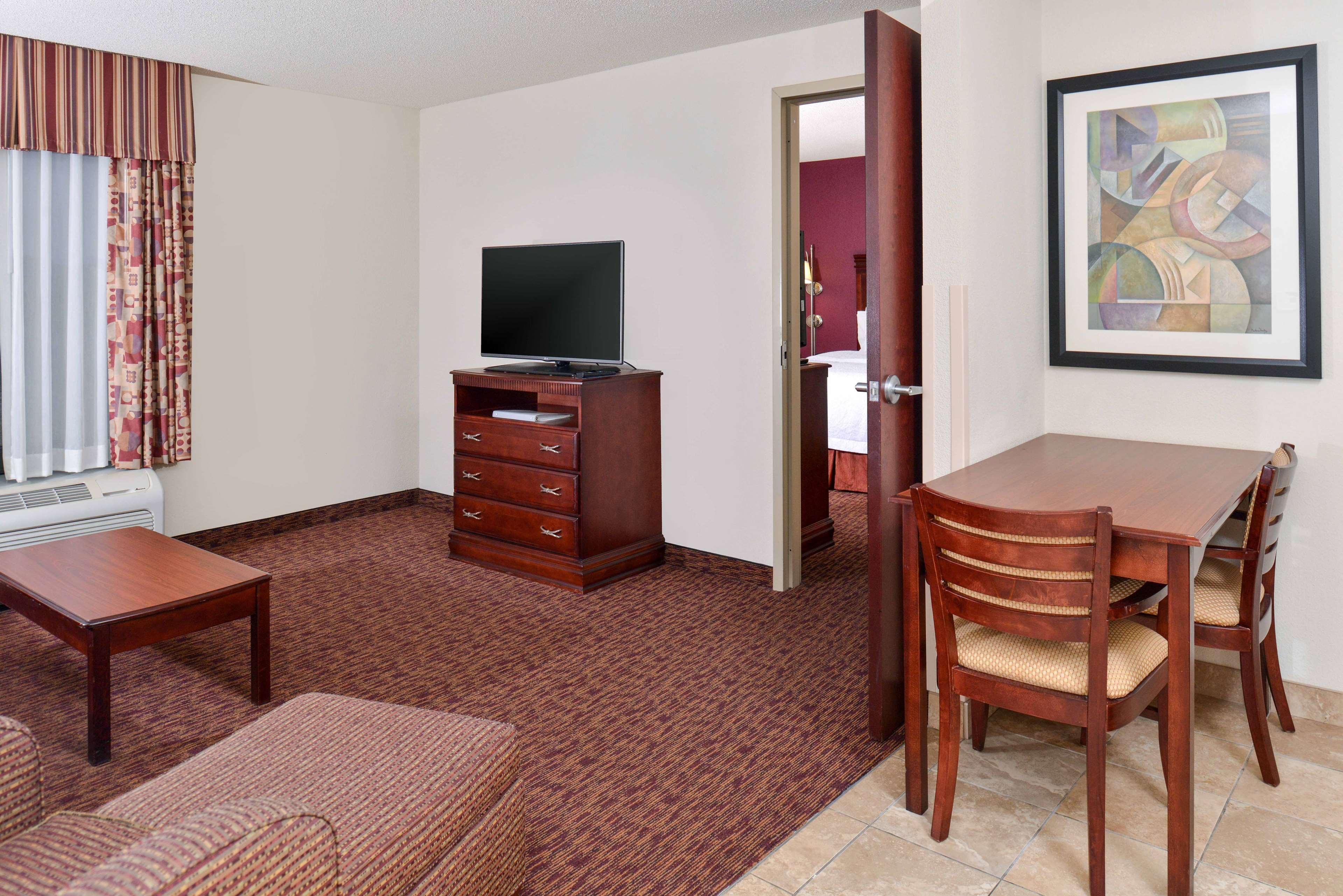 Hampton Inn & Suites Muncie Eksteriør billede