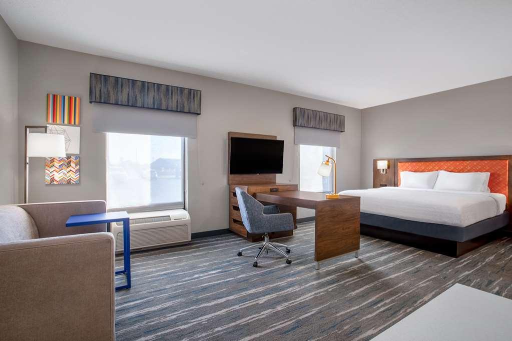 Hampton Inn & Suites Muncie Værelse billede