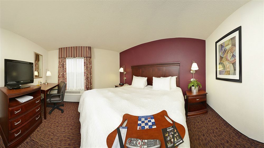 Hampton Inn & Suites Muncie Eksteriør billede